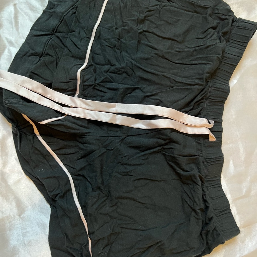 VS PJ set - Picture 2 of 4